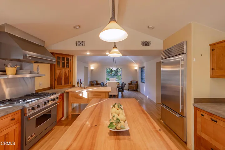 4239 Grand Avenue East End Ojai Home for