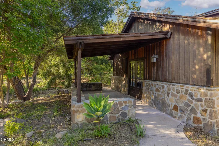 4239 Grand Avenue East End Ojai Home for