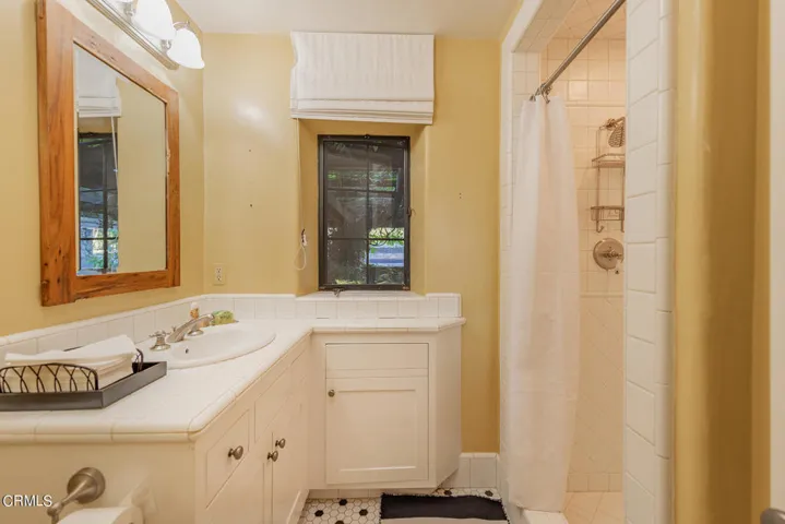 4239 Grand Avenue East End Ojai Home for