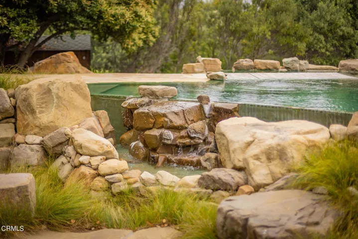 4239 Grand Avenue East End Ojai Home for