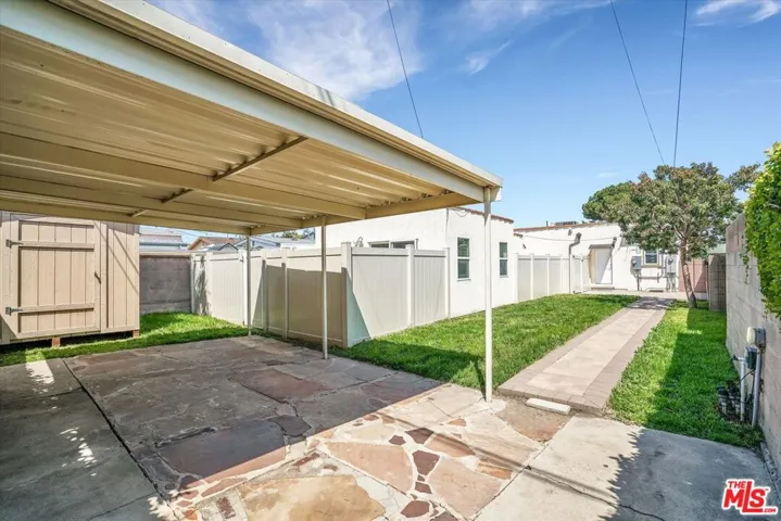 6301 S Harcourt Avenue, Los Angeles, California 90043