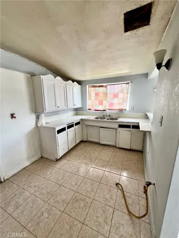 102 N Winton Avenue, La Puente, California 91744