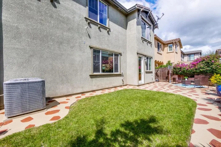 253 Gerald Circle, Milpitas, California 95035