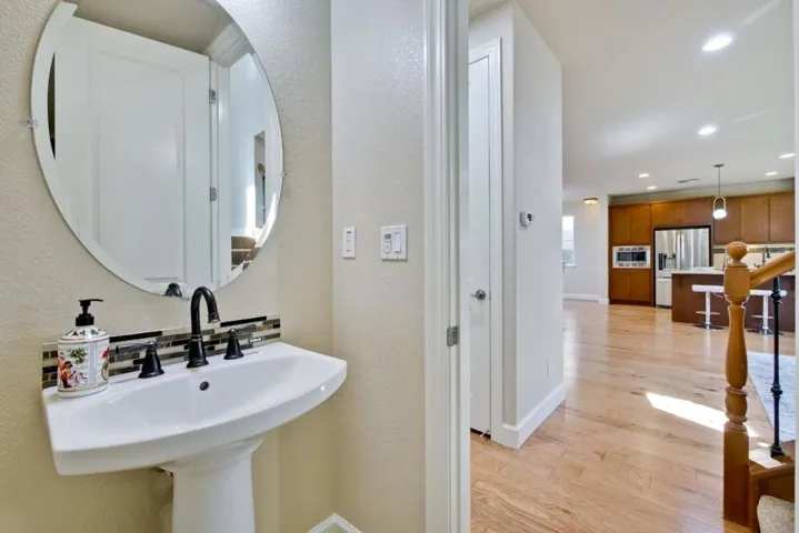 253 Gerald Circle, Milpitas, California 95035