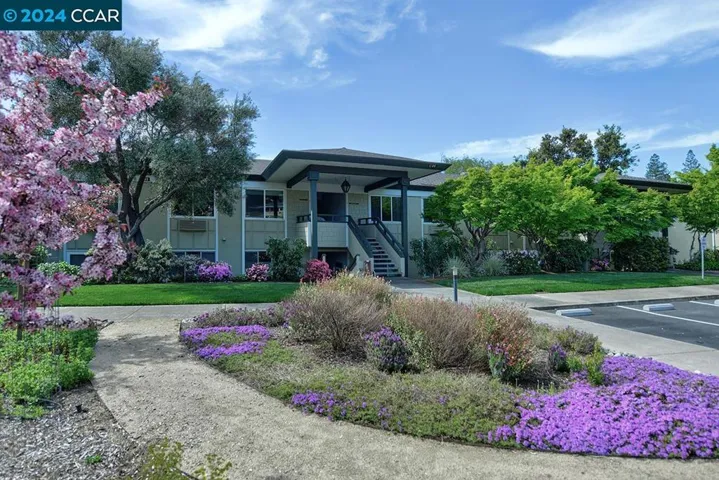 1109 Skycrest Dr 7, Walnut Creek, California 94595