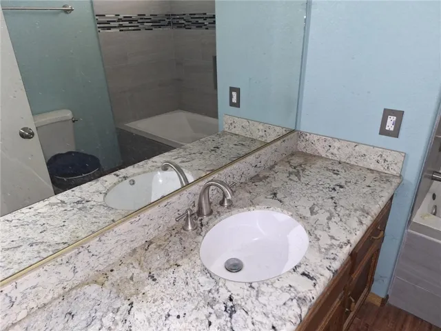 549 Almarie Way, Hemet, California 92544