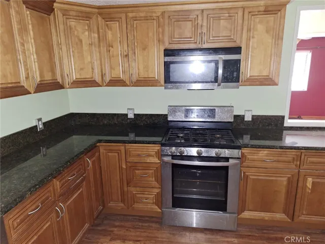 549 Almarie Way, Hemet, California 92544