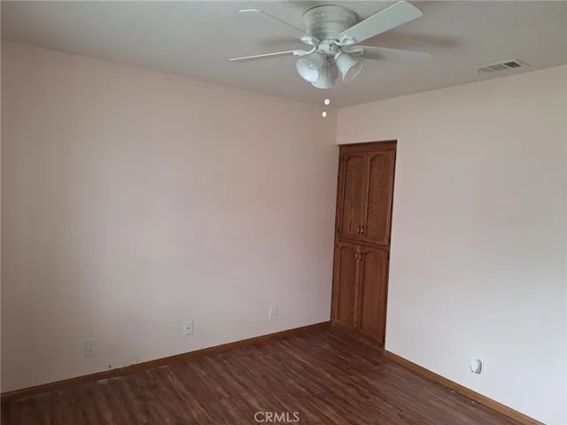 549 Almarie Way, Hemet, California 92544