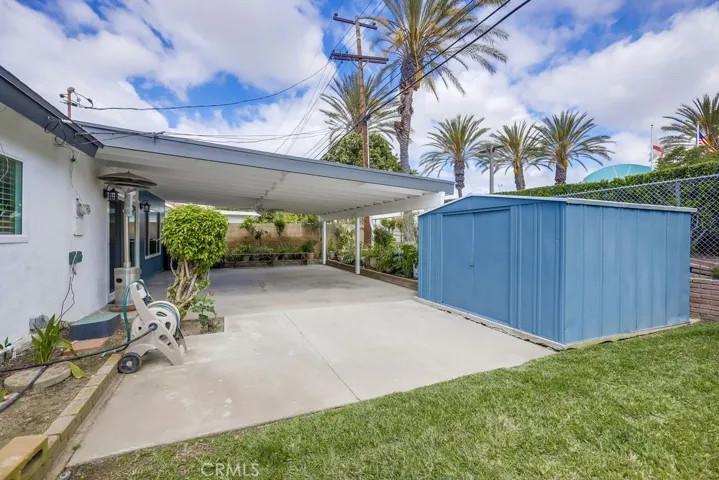 4517 Roosevelt Avenue, Santa Ana, California 92703