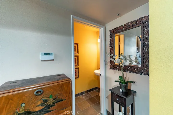 521 W Duarte Road G, Monrovia, California 91016