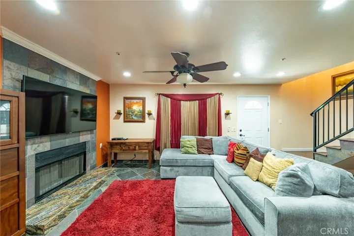 521 W Duarte Road G, Monrovia, California 91016