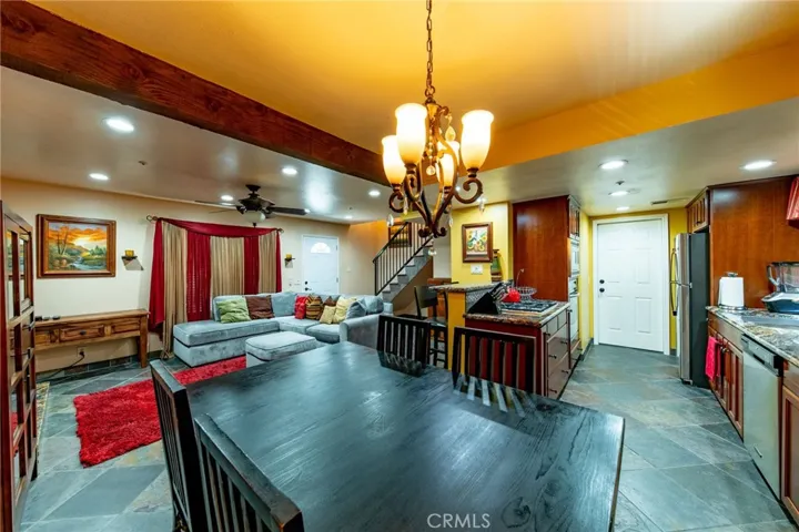 521 W Duarte Road G, Monrovia, California 91016