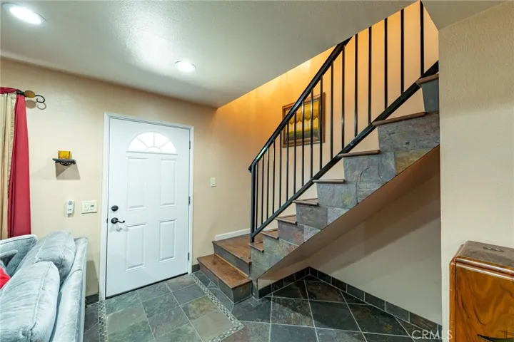 521 W Duarte Road G, Monrovia, California 91016