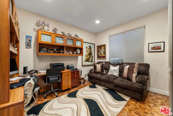 2822 Motor Avenue, Los Angeles, California 90064