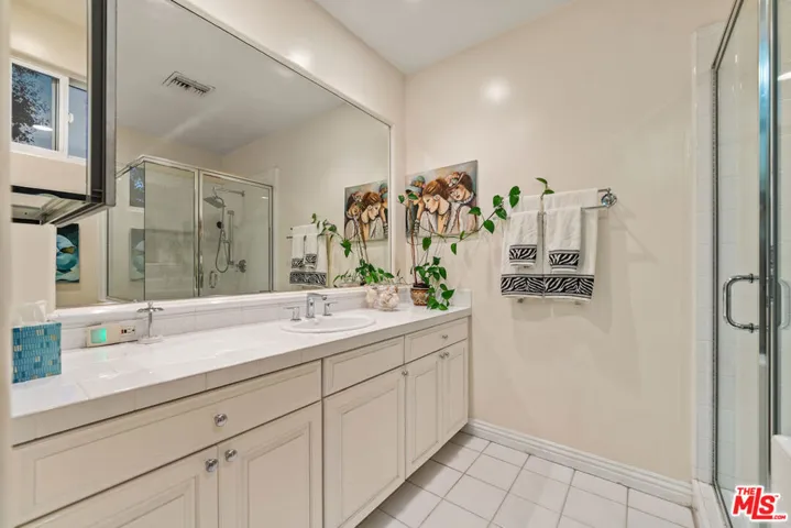 2822 Motor Avenue, Los Angeles, California 90064