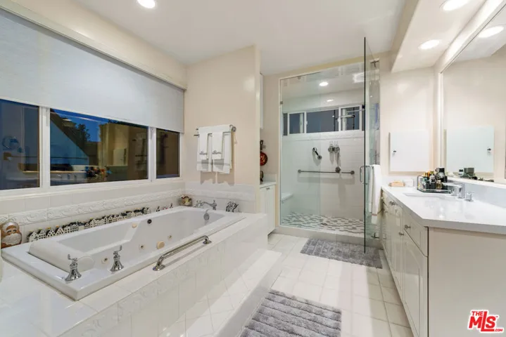 2822 Motor Avenue, Los Angeles, California 90064