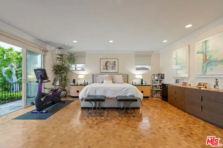 2822 Motor Avenue, Los Angeles, California 90064