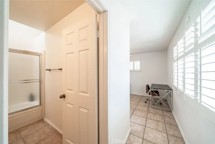 16 Georgetown 8, Irvine, California 92612