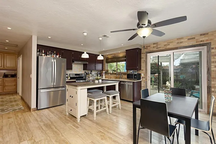 277 Manzanita Drive, Oceanside, California 92057