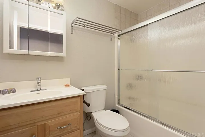 277 Manzanita Drive, Oceanside, California 92057