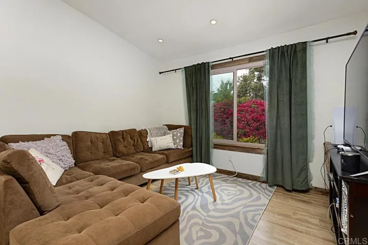 277 Manzanita Drive, Oceanside, California 92057