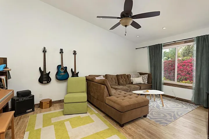 277 Manzanita Drive, Oceanside, California 92057