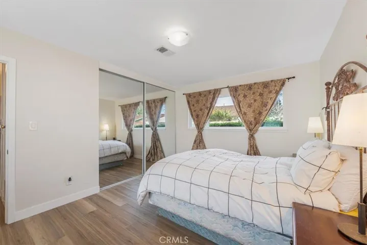 187 W Bay Boulevard, Port Hueneme, California 93041