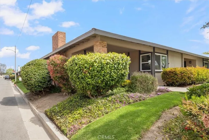 187 W Bay Boulevard, Port Hueneme, California 93041