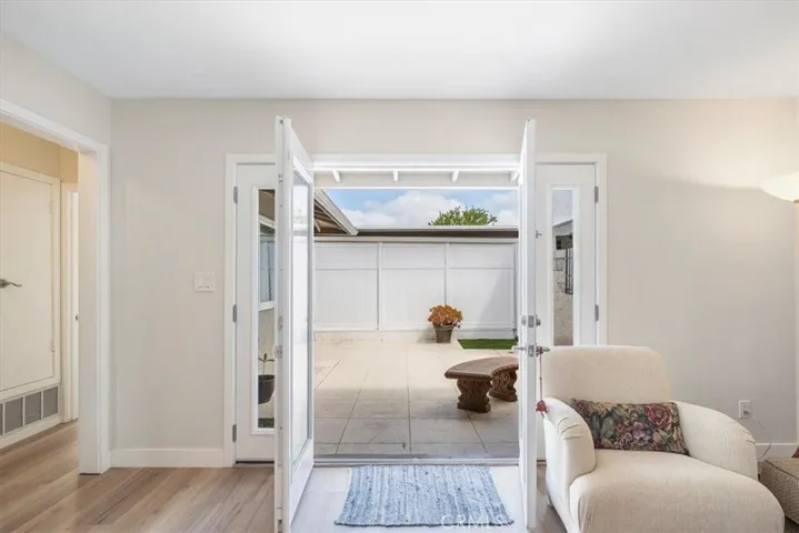 187 W Bay Boulevard, Port Hueneme, California 93041