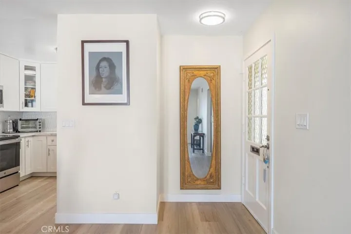 187 W Bay Boulevard, Port Hueneme, California 93041