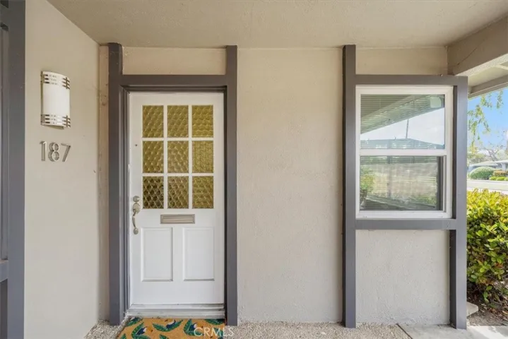 187 W Bay Boulevard, Port Hueneme, California 93041