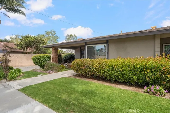 187 W Bay Boulevard, Port Hueneme, California 93041