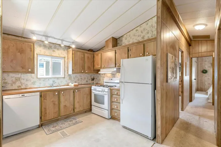 800 Brommer Street, Santa Cruz, California 95062