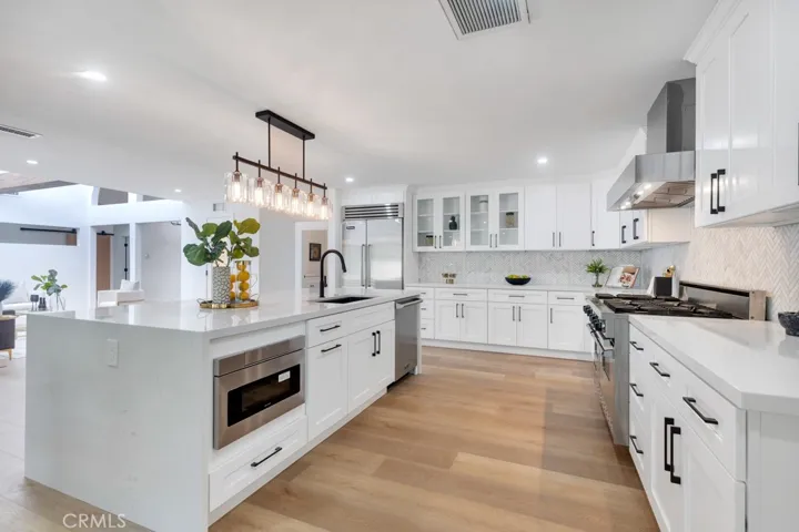 5684 Grey Rock Road, Agoura Hills, California 91301