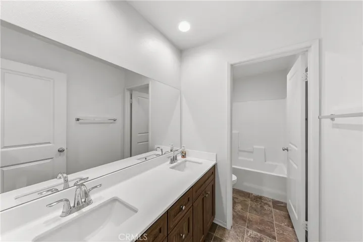 30015 Victoria Way, Lake Elsinore, California 92530