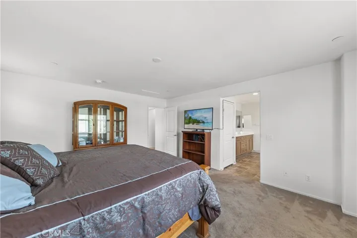 30015 Victoria Way, Lake Elsinore, California 92530