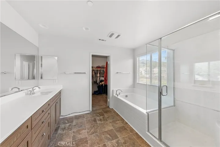 30015 Victoria Way, Lake Elsinore, California 92530