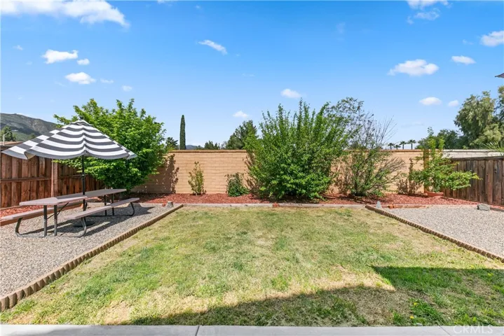 30015 Victoria Way, Lake Elsinore, California 92530