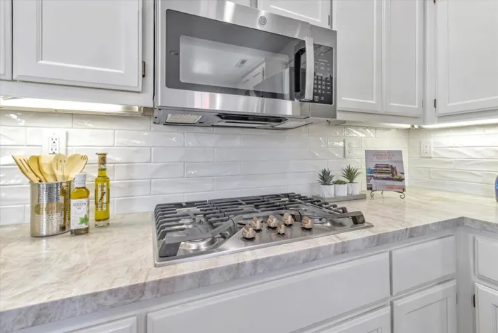 660 Villa Centre Way, San Jose, California 95128