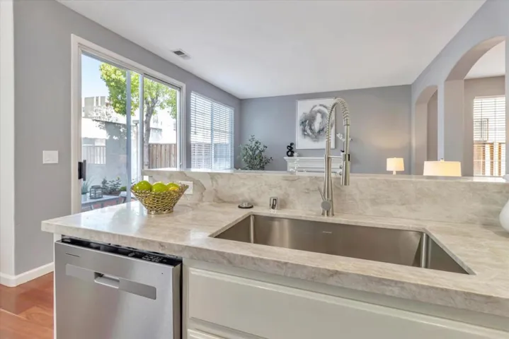 660 Villa Centre Way, San Jose, California 95128