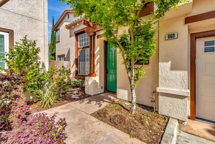 660 Villa Centre Way, San Jose, California 95128