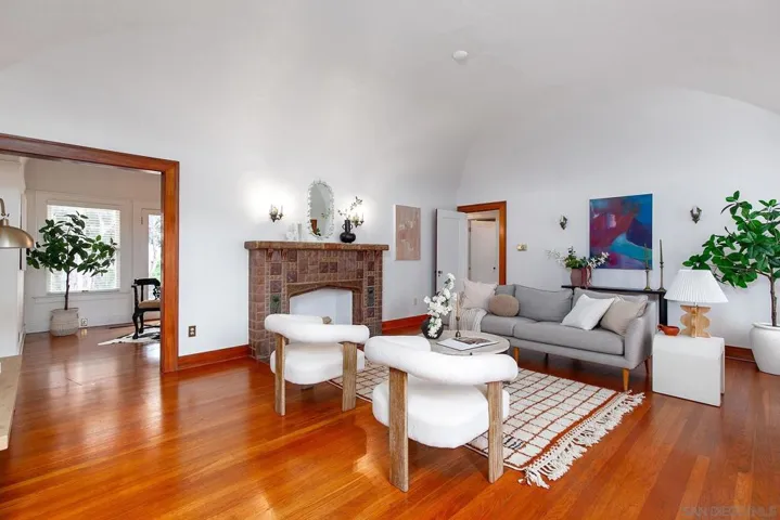 1405 Torrance, San Diego, California 92103