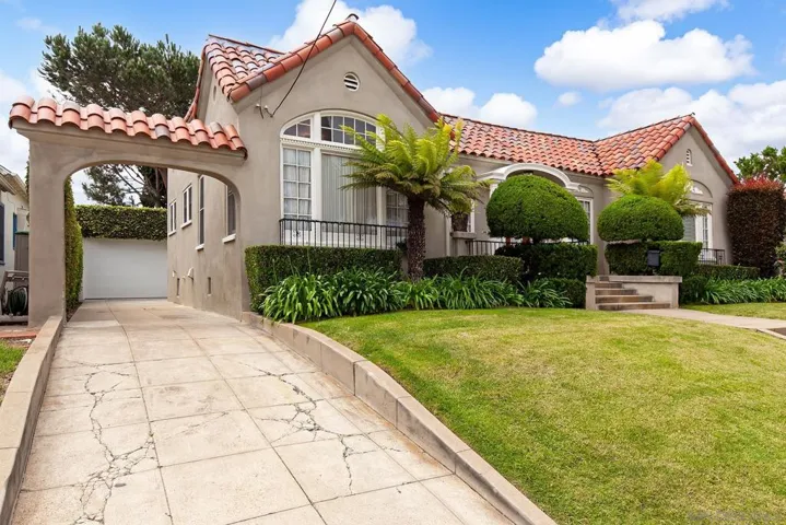 1405 Torrance, San Diego, California 92103