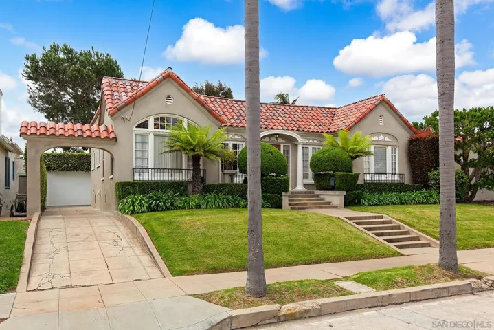 1405 Torrance, San Diego, California 92103