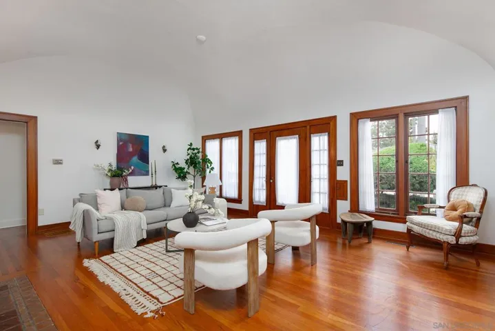 1405 Torrance, San Diego, California 92103