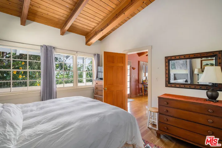 , Los Angeles, California 90069