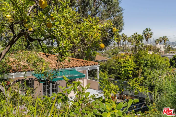 , Los Angeles, California 90069