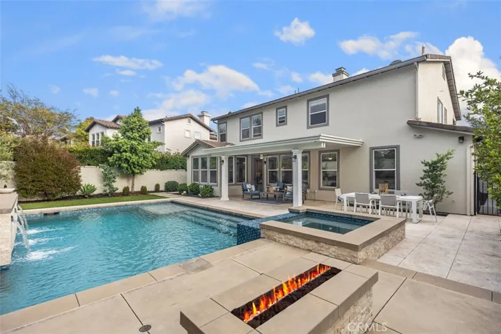 Firepit, pool, and spa