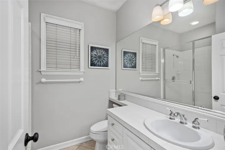Ensuite guest bathroom