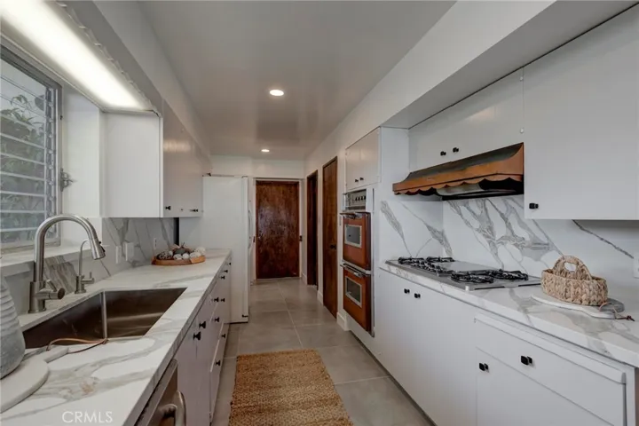 4612 Beauvais Road, Rancho Palos Verdes, California 90275